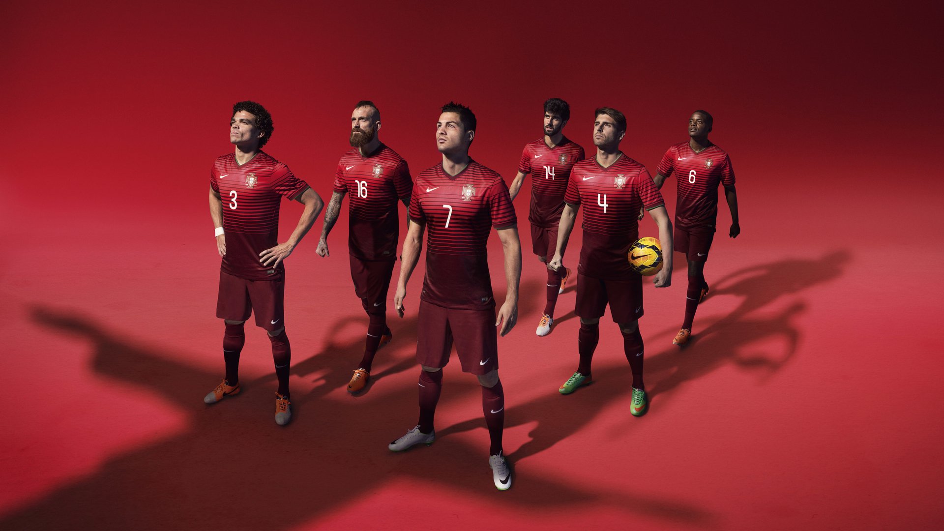 临场应变:天气突变带来的战术博弈,临场变化