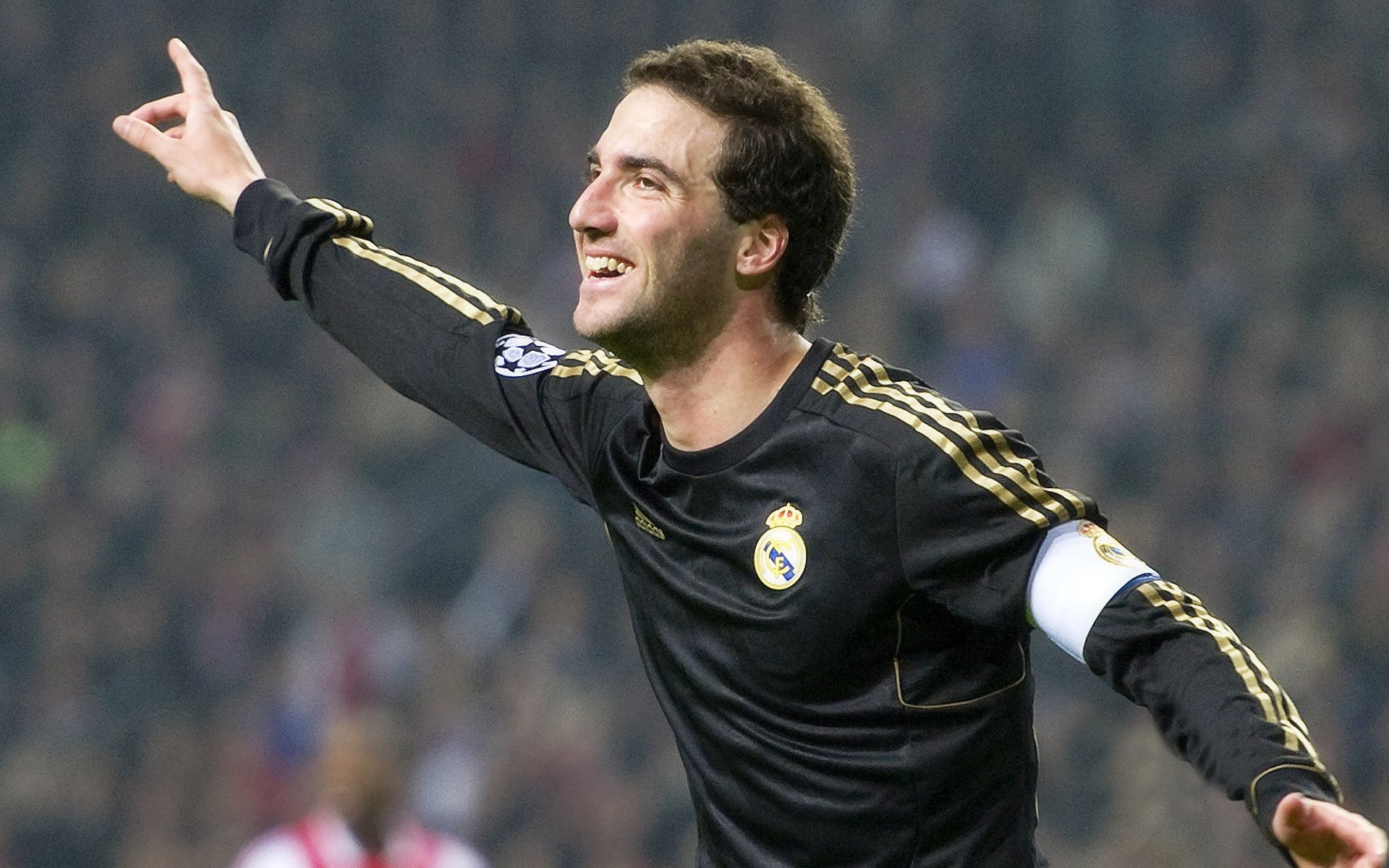 kaiyun.com-他的“硬汉”风格和“不屈”精神，赢得了全联盟的尊敬！，硬汉的特征